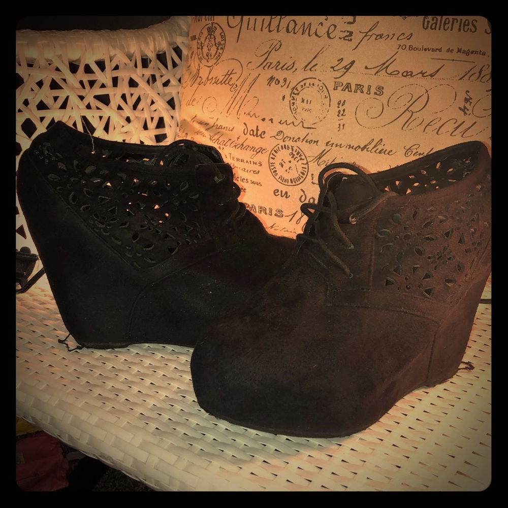 Black heels